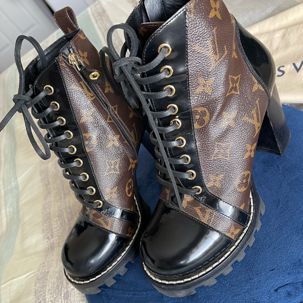Louis Vuitton Star Trail ankle boot
